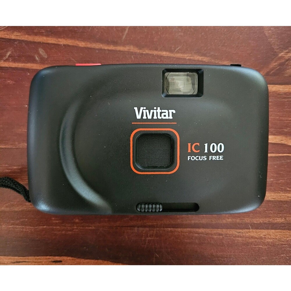 Vivitar IC 100 Point and Shoot focus free camera 35 mm camera Open Box Vintage
